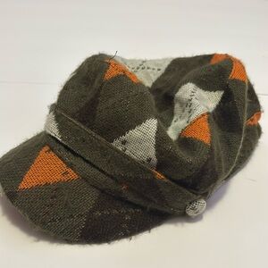 Women’s vintage 90’s/00’s style gold plaid girlie preppy hat cute accessory